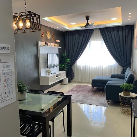 Dnaura Homestay Batu Buruk Terengganu Kuala Terengganu Extérieur photo