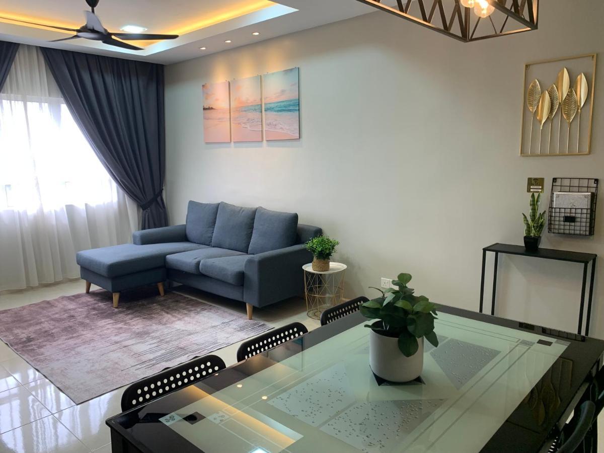Dnaura Homestay Batu Buruk Terengganu Kuala Terengganu Extérieur photo